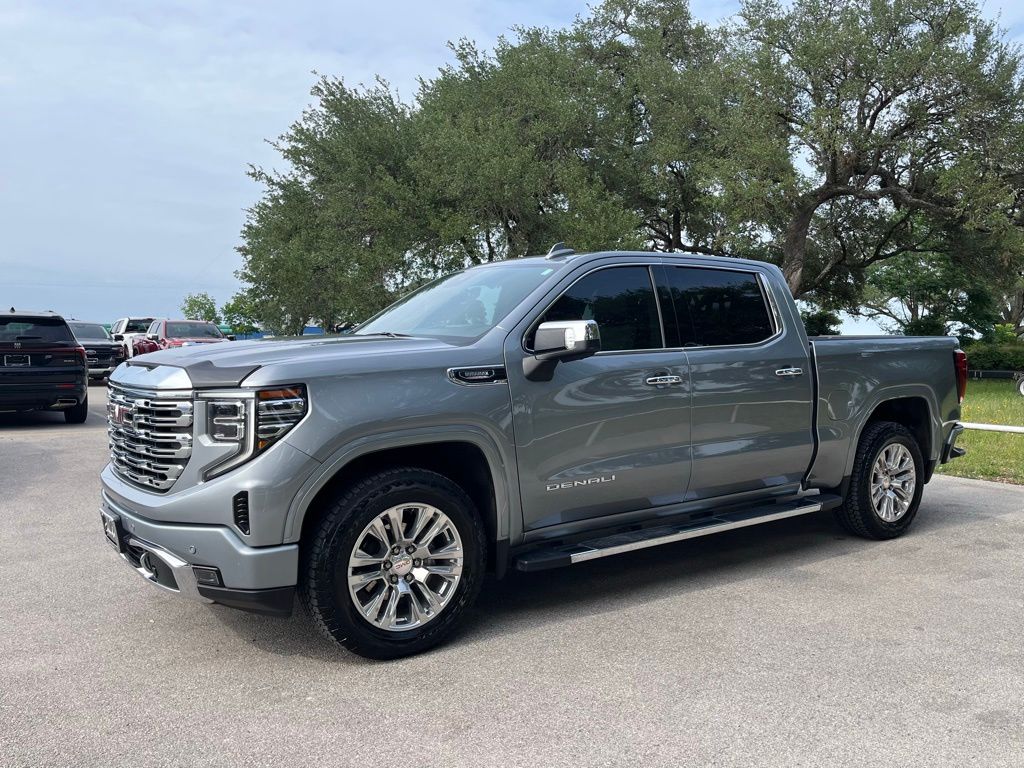 2024 GMC Sierra 4WD Crew Cab Short Box Denali's photo