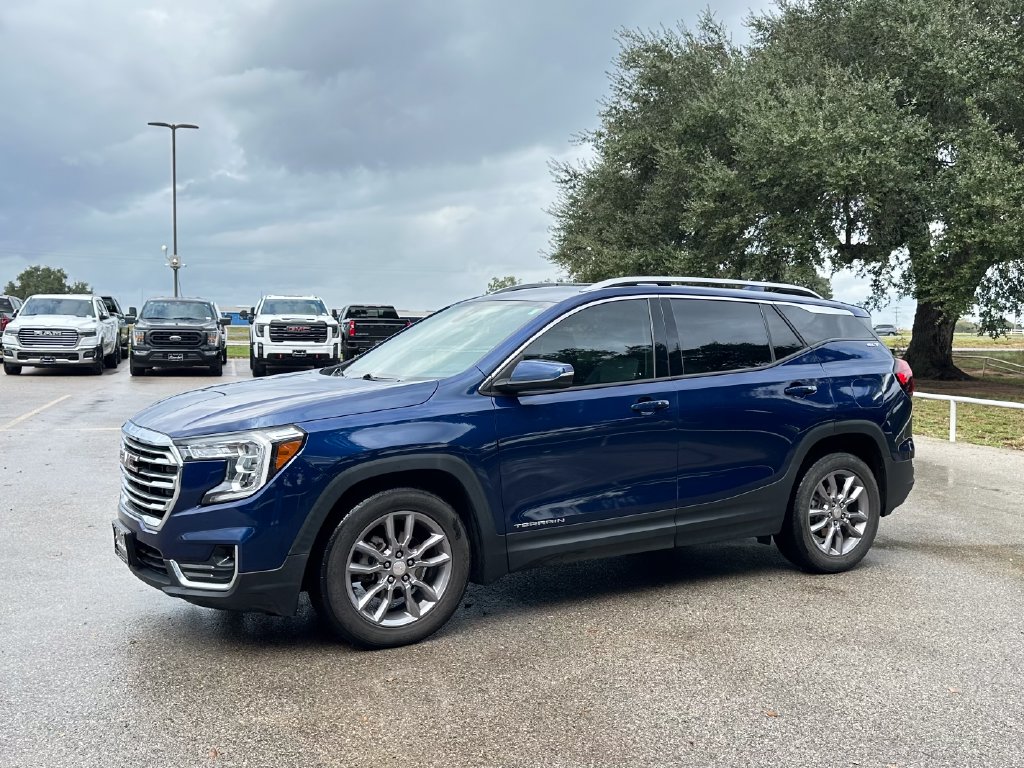 Used 2022 GMC Terrain SLT SUV