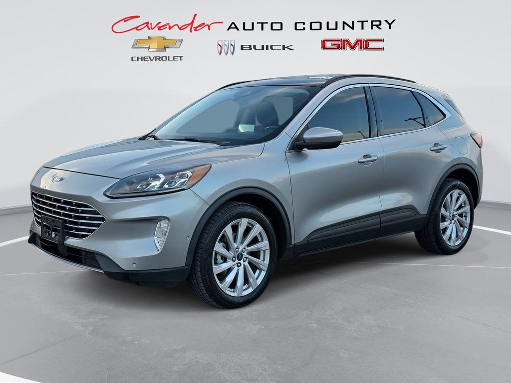 2022 Ford Escape Titanium