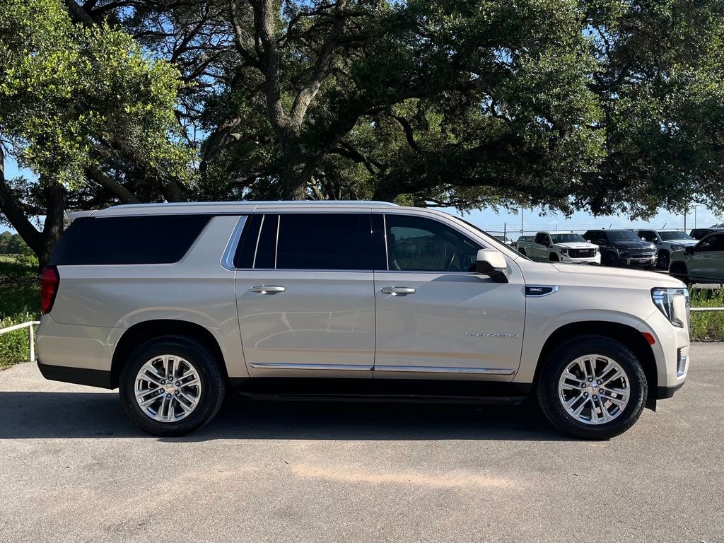 Used 2023 GMC Yukon XL SLT SUV