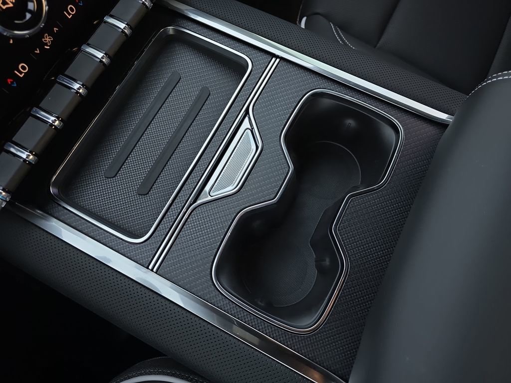 2026 GMC Sierra EV Elevation - Photo 23