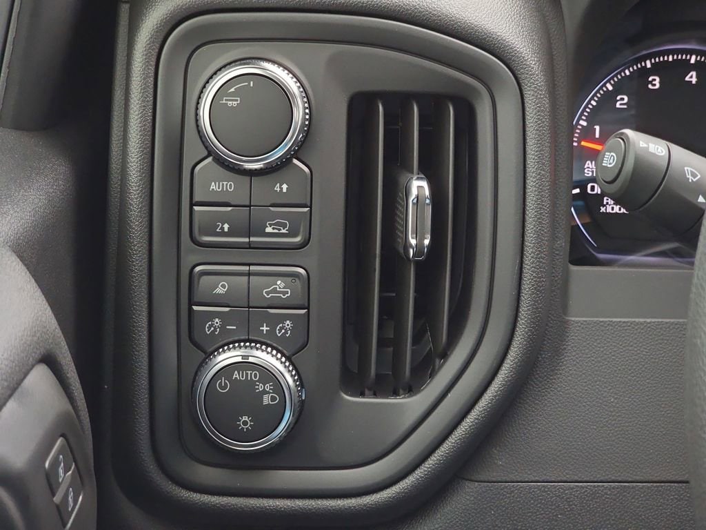 2025 GMC Sierra 1500 Pro - Photo 20