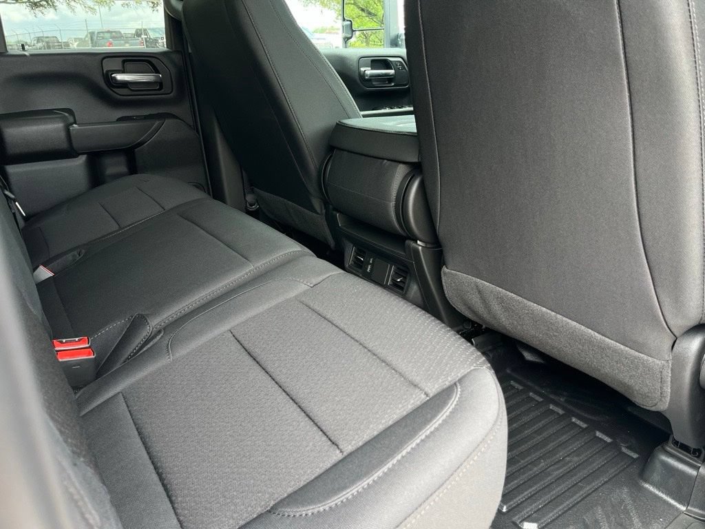 2026 GMC Sierra 2500HD Pro - Photo 11
