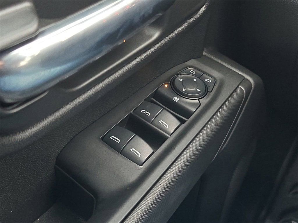 2025 GMC Sierra 3500HD Pro - Photo 13