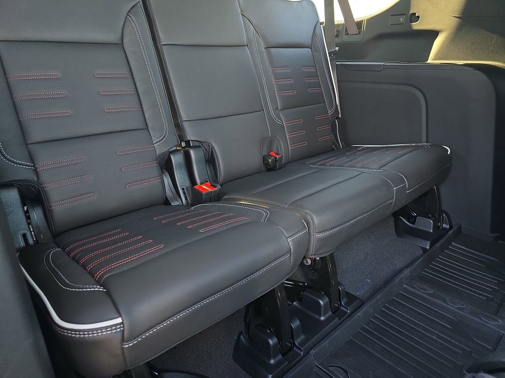 2026 GMC Yukon XL AT4 Ultimate - Photo 12