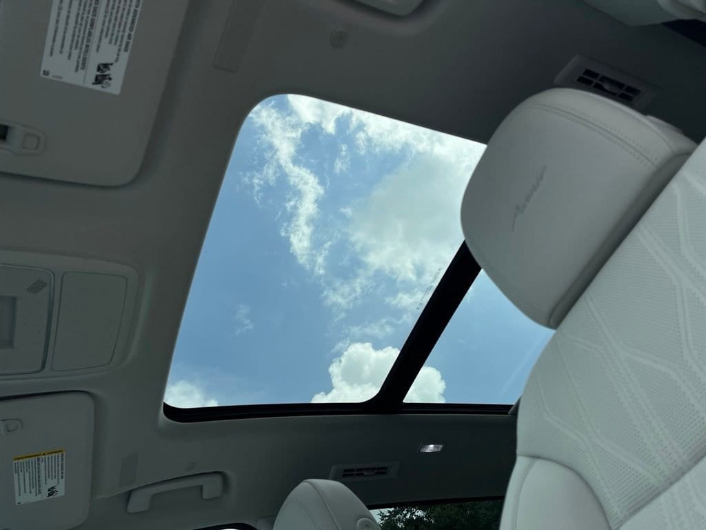 2026 Buick Enclave Avenir - Photo 29