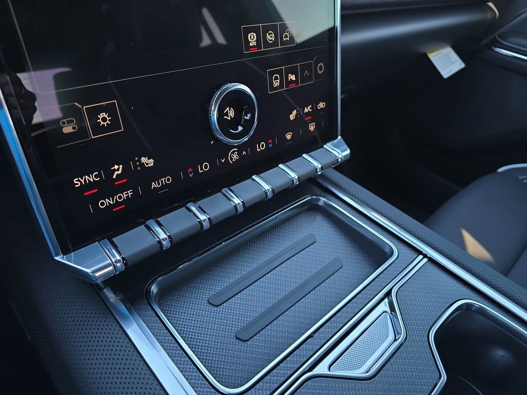 2026 GMC Sierra EV Elevation - Photo 22