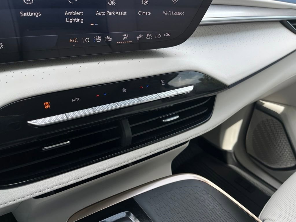 2026 Buick Enclave Avenir - Photo 24