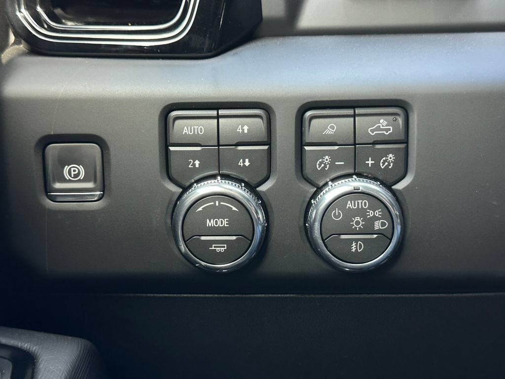 2026 GMC Sierra 2500HD AT4X - Photo 21