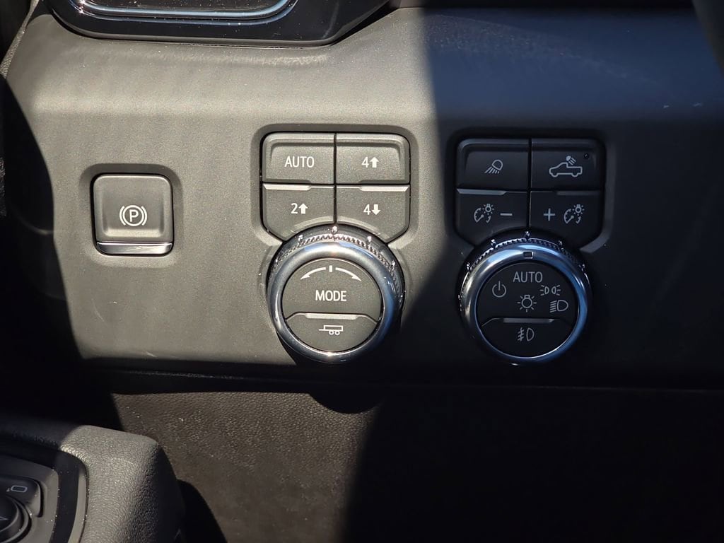 2026 GMC Sierra 2500HD AT4 - Photo 24