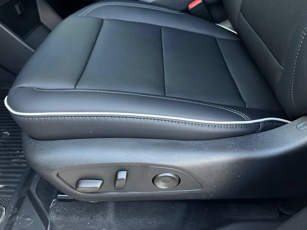 2026 Buick Enclave Preferred - Photo 24