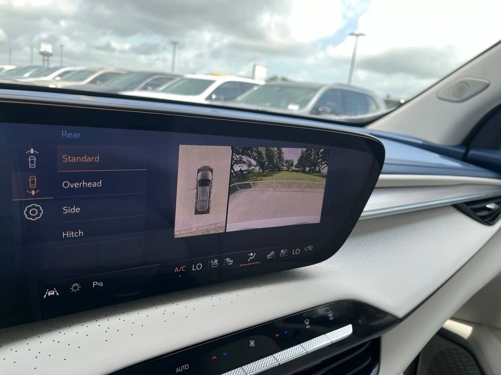 2026 Buick Enclave Avenir - Photo 23