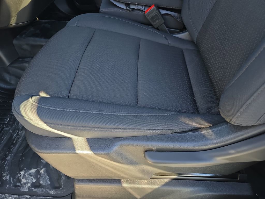 2025 GMC Sierra 1500 Pro - Photo 26