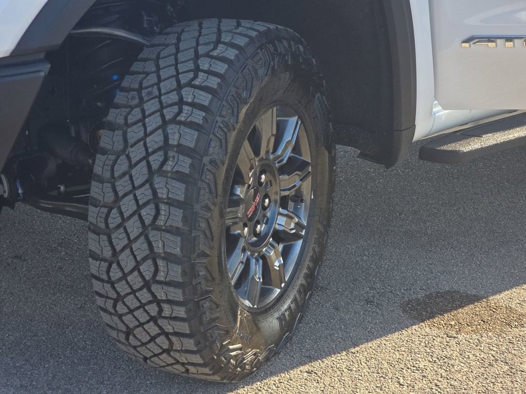 2026 GMC Sierra 1500 AT4X - Photo 29