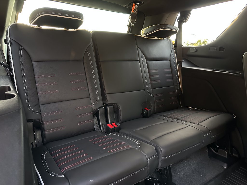 2027 GMC Yukon AT4 Ultimate - Photo 12