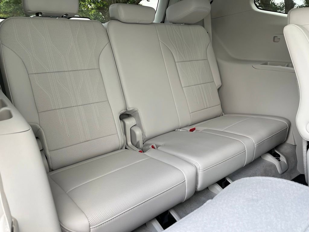 2026 Buick Enclave Avenir - Photo 12