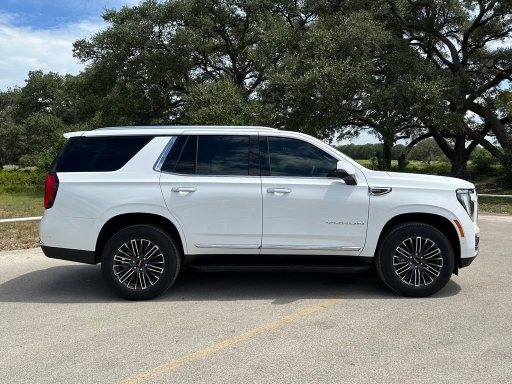 New 2026 GMC Yukon Elevation SUV