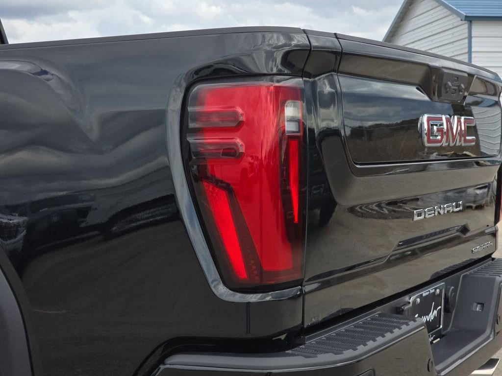2026 GMC Sierra 2500HD Denali - Photo 31