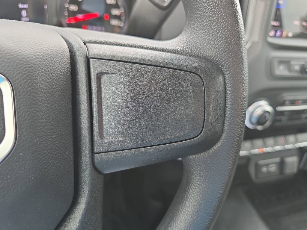 2025 GMC Sierra 1500 Pro - Photo 13