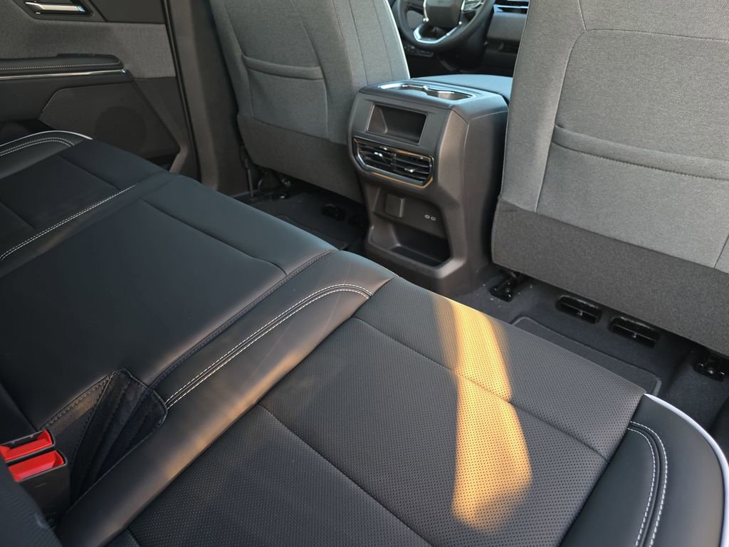 2026 GMC Sierra EV Elevation - Photo 11
