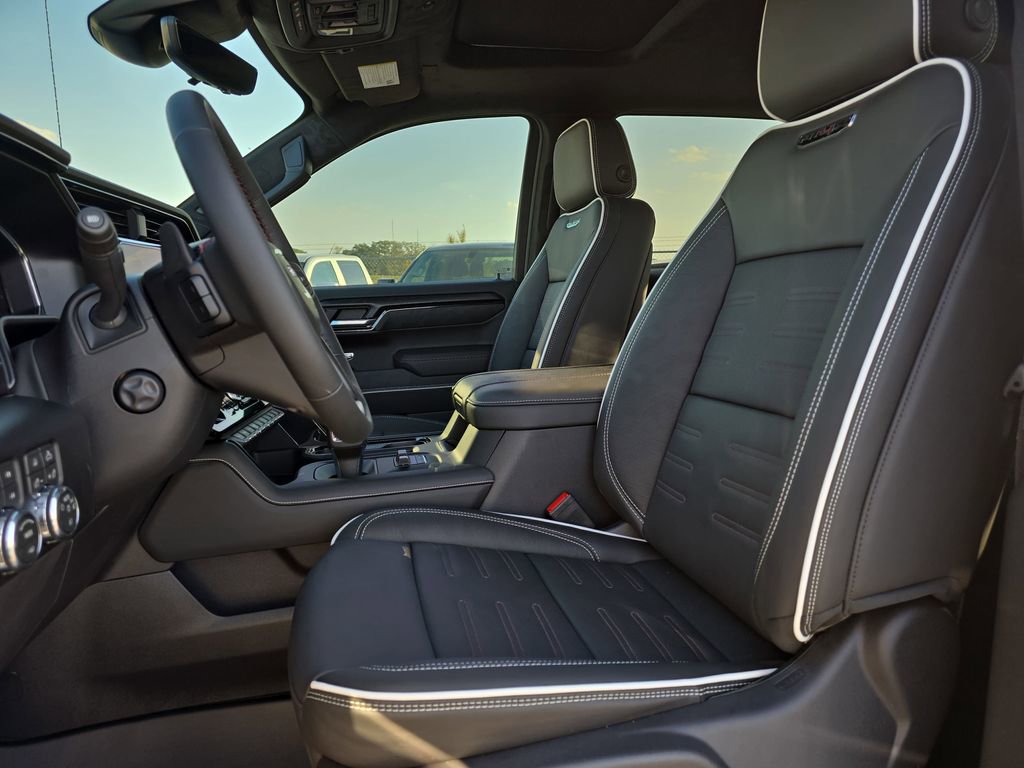 2026 GMC Sierra 1500 AT4X - Photo 13
