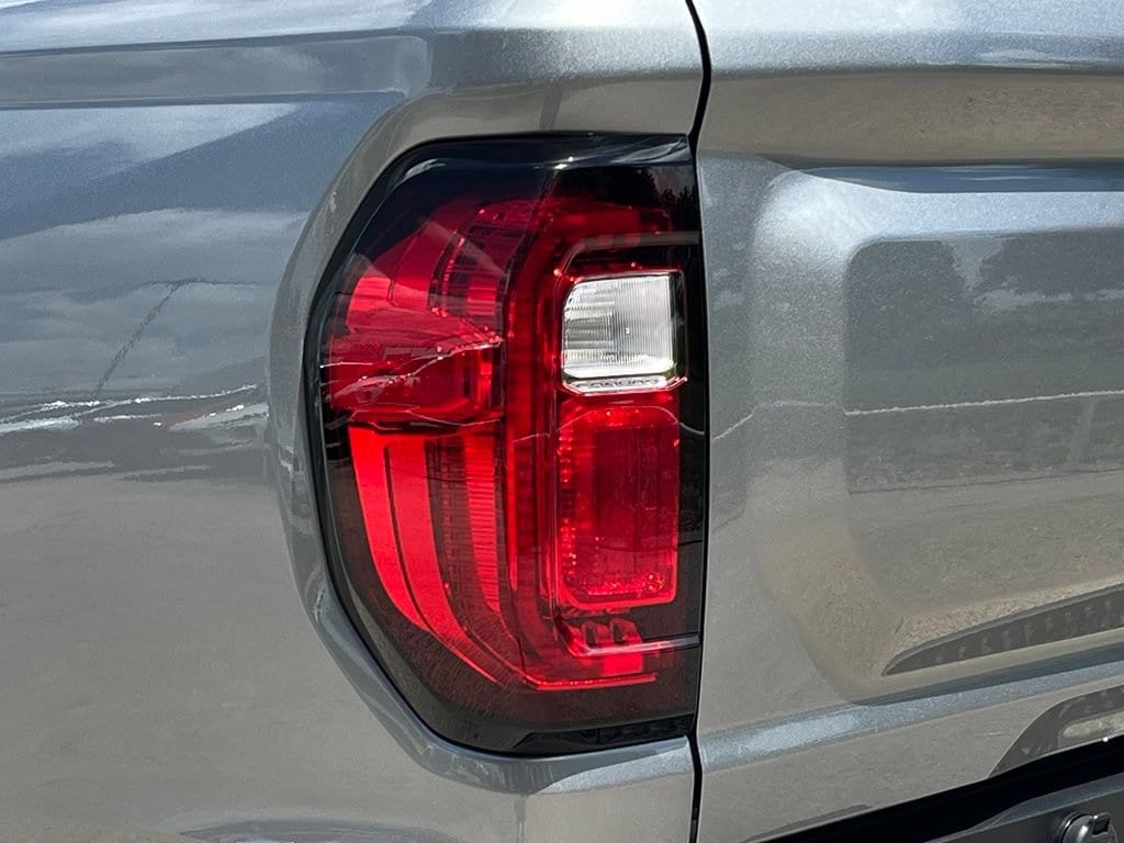 2026 GMC Canyon Elevation - Photo 28