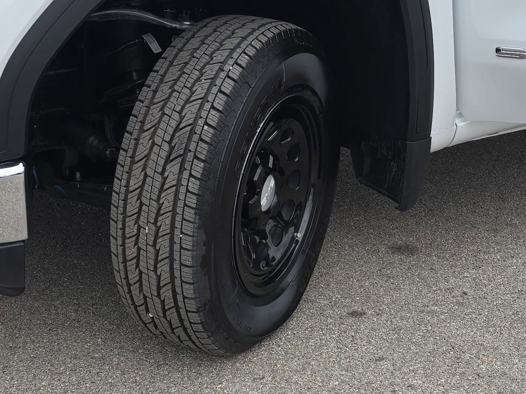 2025 GMC Sierra 1500 Pro - Photo 25