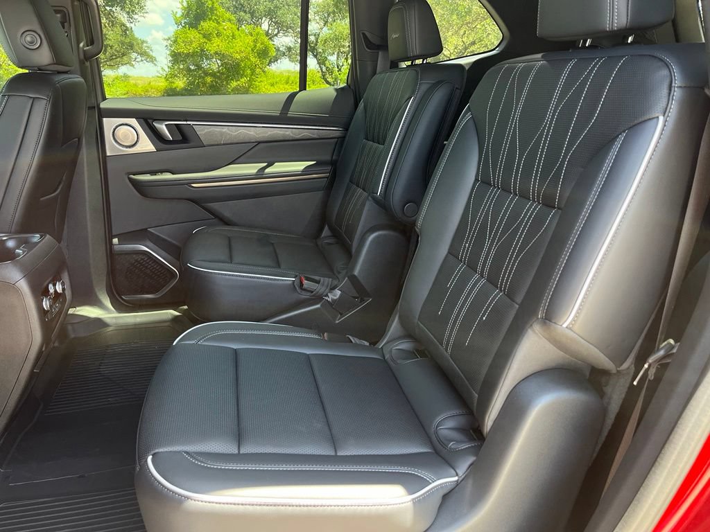 2026 Buick Enclave Avenir - Photo 14