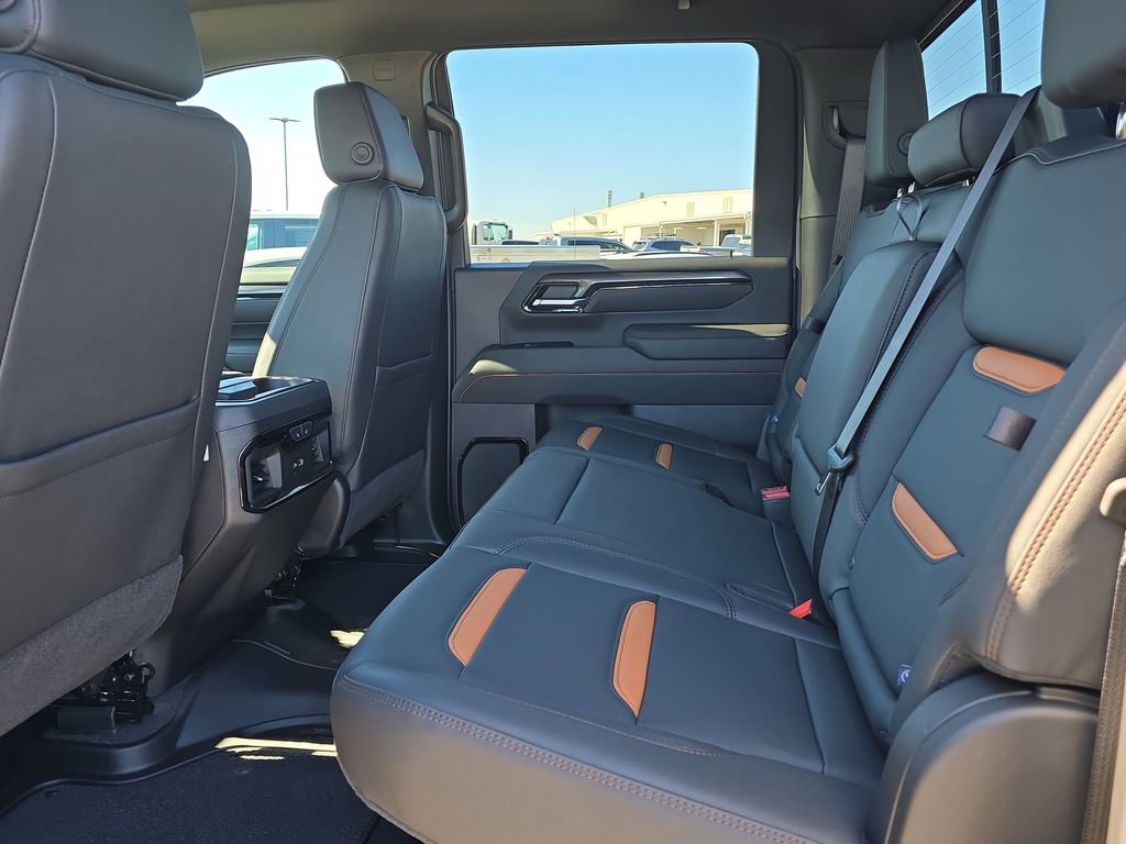 2026 GMC Sierra 2500HD AT4 - Photo 14
