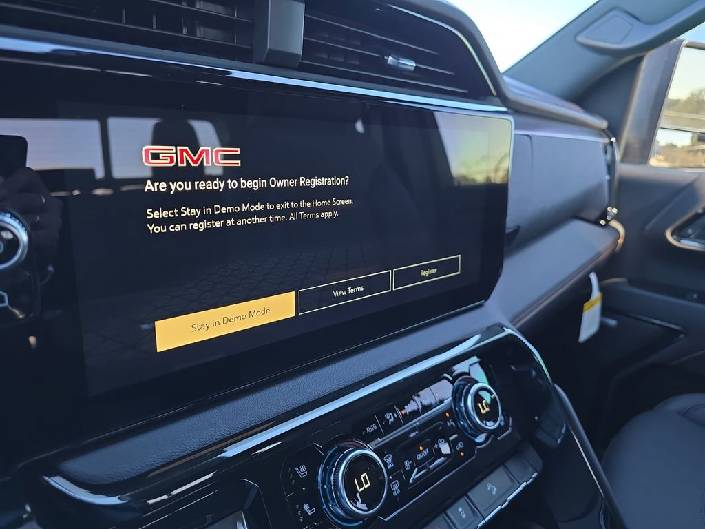 2026 GMC Sierra 2500HD AT4 - Photo 18