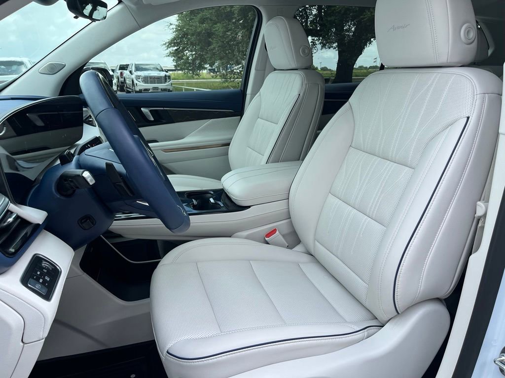 2026 Buick Enclave Avenir - Photo 16