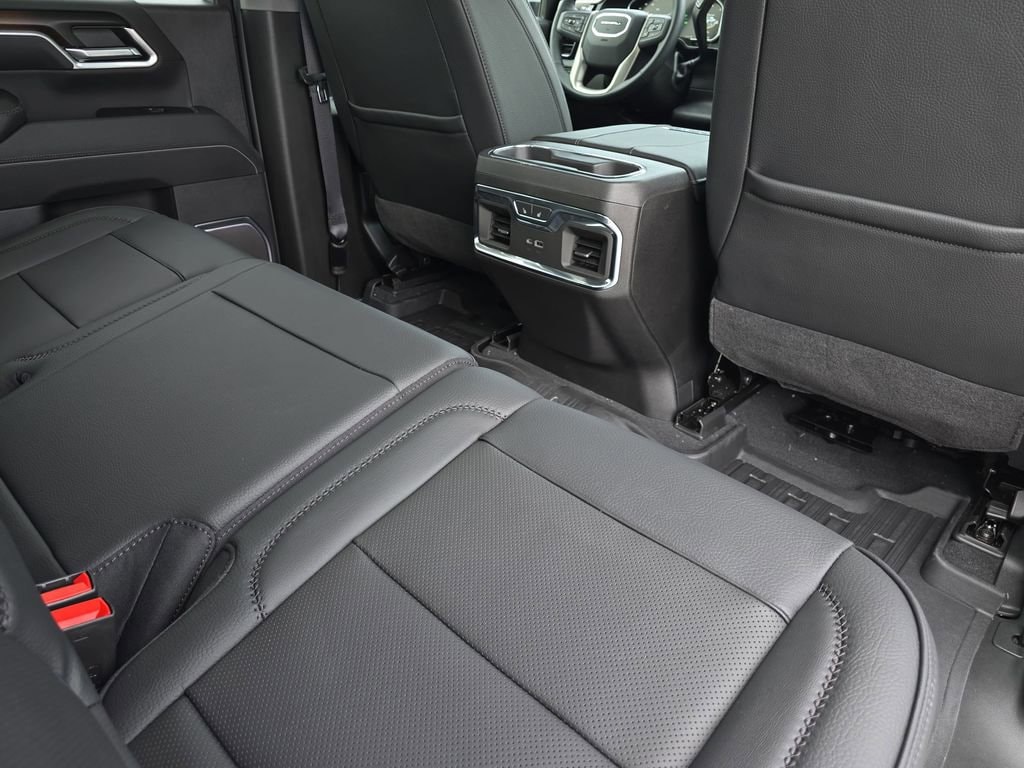 2026 GMC Sierra 2500HD Denali - Photo 11