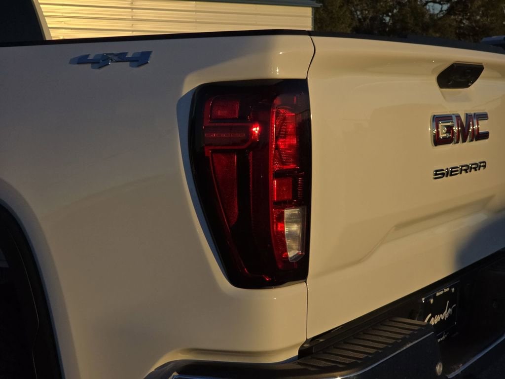 2025 GMC Sierra 1500 Pro - Photo 30