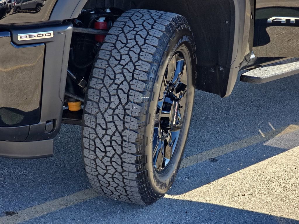 2026 GMC Sierra 2500HD AT4 - Photo 30