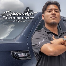 Staff member Jorge Rubio from ID_0c60c5