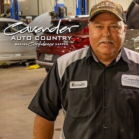 Staff member Kenneth Willett from ID_1de099