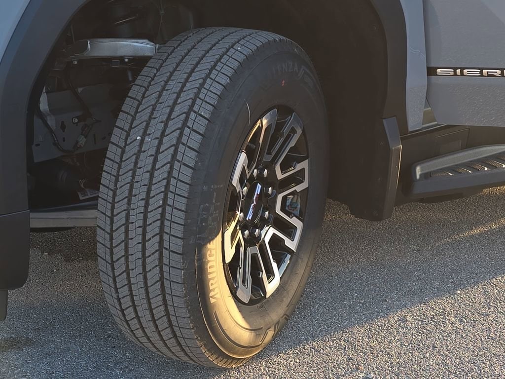 2026 GMC Sierra EV Elevation - Photo 29