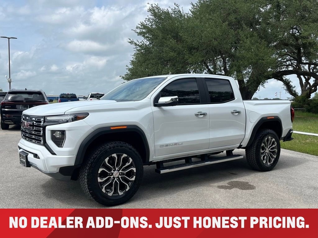 2026 GMC Canyon 4WD Denali Crew Cab Short Box's photo
