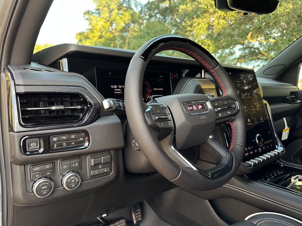 2027 GMC Yukon AT4 Ultimate - Photo 17