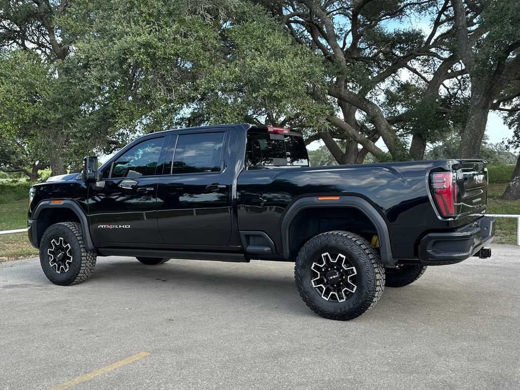 2026 GMC Sierra 2500HD AT4X - Photo 7