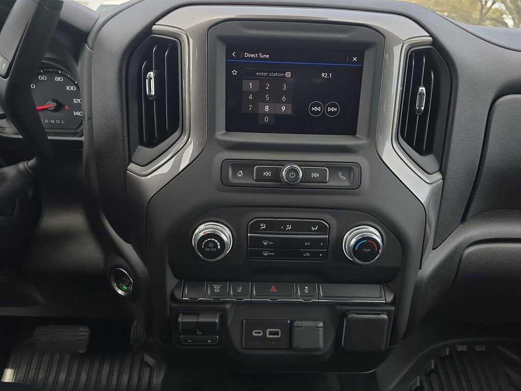 2025 GMC Sierra 3500 Chassis Cab Pro - Photo 20