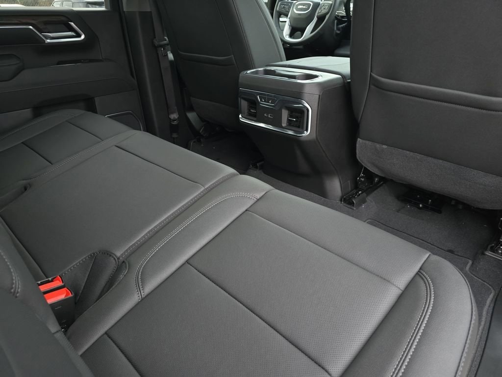 2025 GMC Sierra 2500HD SLT - Photo 11