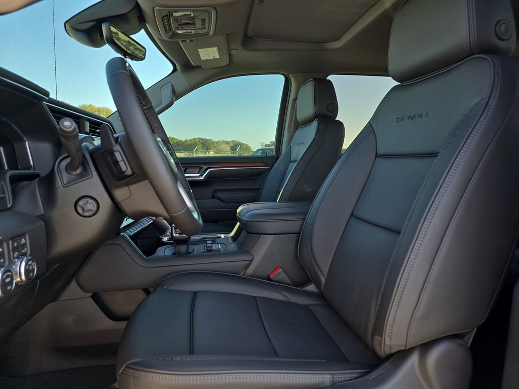 2026 GMC Sierra 1500 Denali - Photo 13