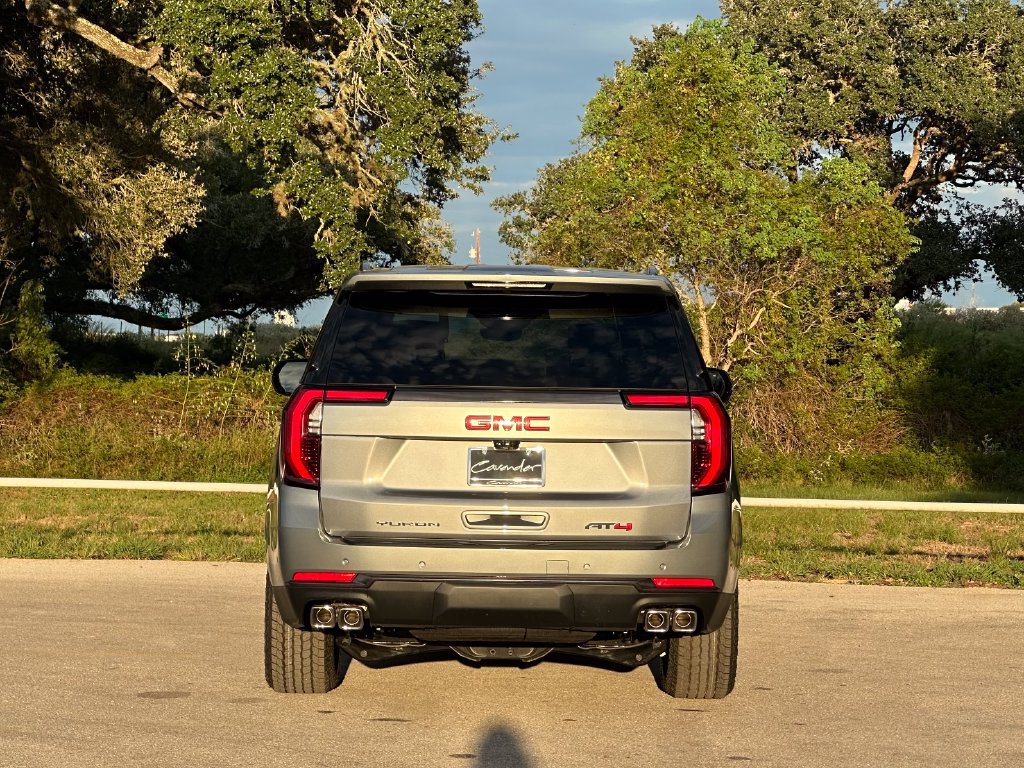 2027 GMC Yukon AT4 Ultimate - Photo 6