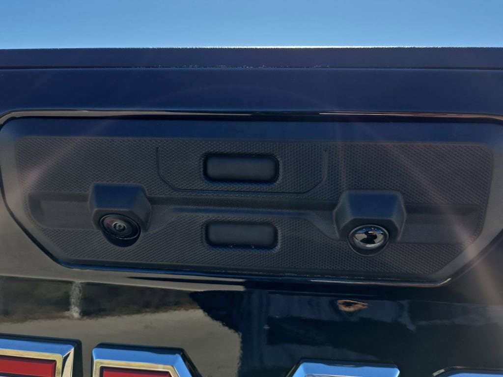 2026 GMC Sierra 2500HD AT4 - Photo 13