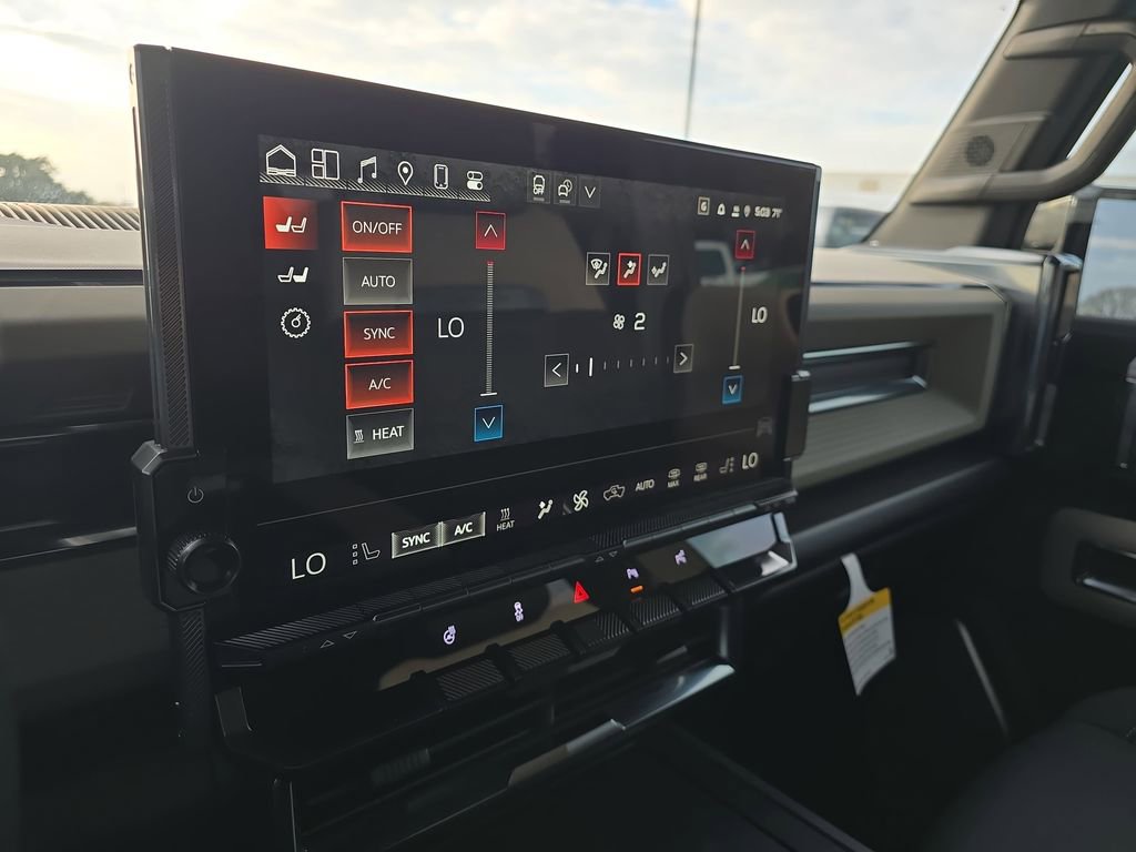 2026 GMC HUMMER EV 2X - Photo 23