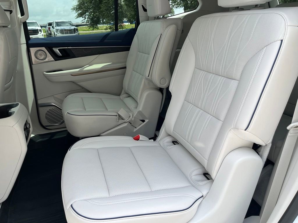 2026 Buick Enclave Avenir - Photo 15