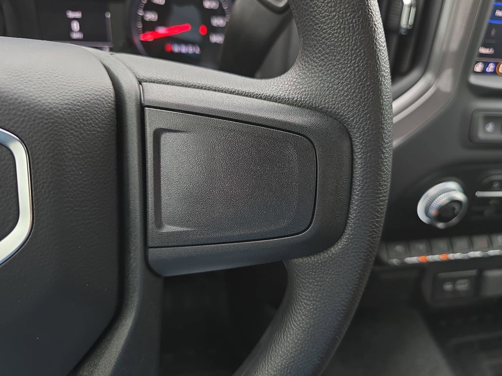 2025 GMC Sierra 1500 Pro - Photo 13