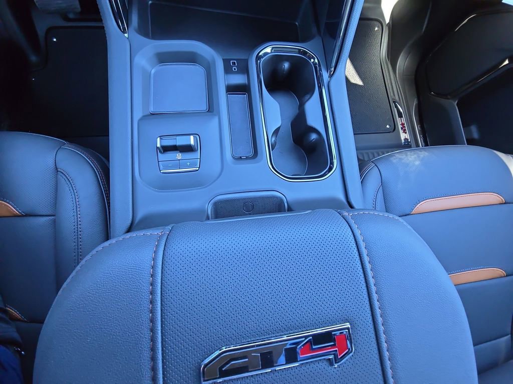 2026 GMC Sierra 2500HD AT4 - Photo 25