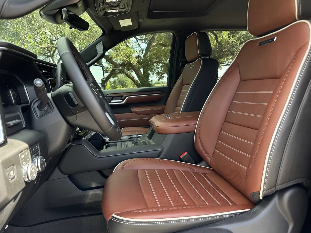2026 GMC Sierra 3500HD Denali Ultimate - Photo 13
